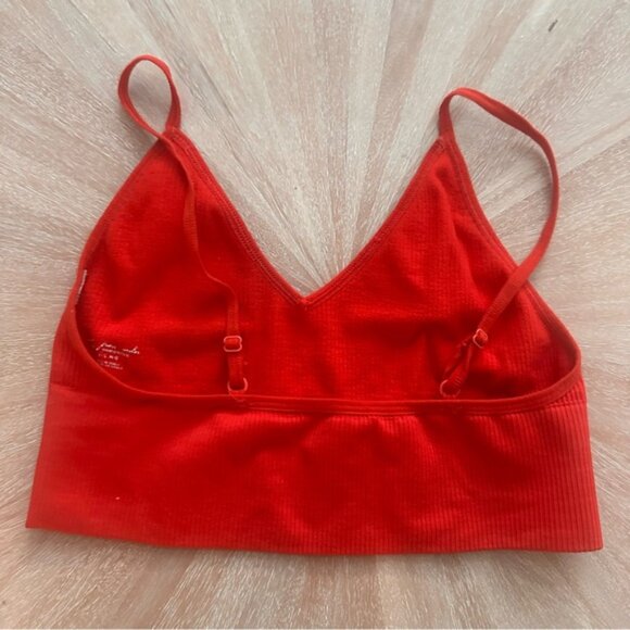 Urban Outfitters Red Seamless Bralette - Medium - Picture 2 of 3